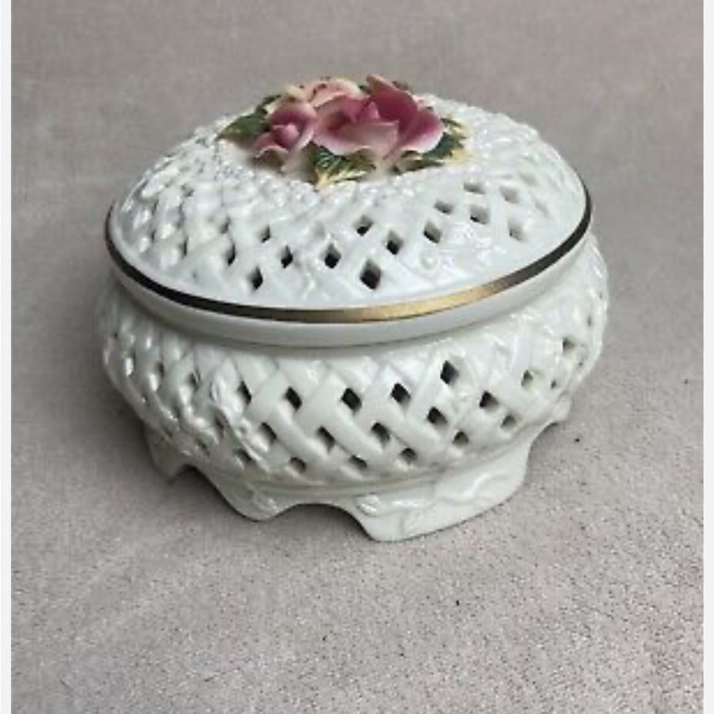 Floral Porcelain Box